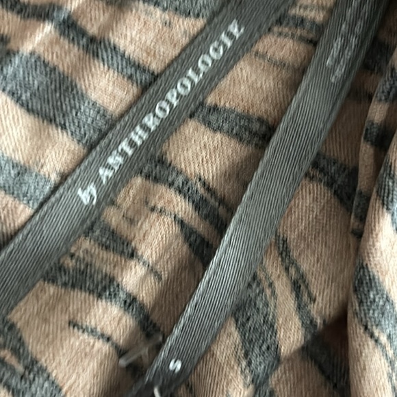 NWT Beautiful Anthropologie tiger stripe print dress with Keyhole bodice size S - Picture 4 of 6